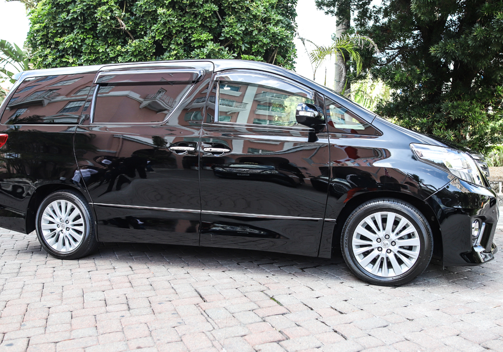 Executive Van Toyota Alphard